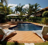 Crystal Fountain Motel - New South Wales Tourism 