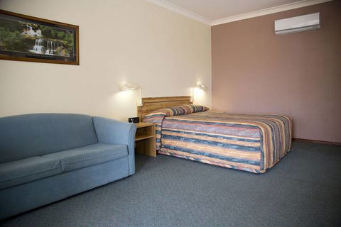 Cumberland Motor Inn - New South Wales Tourism  1