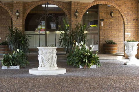 Cumberland Motor Inn - New South Wales Tourism  6