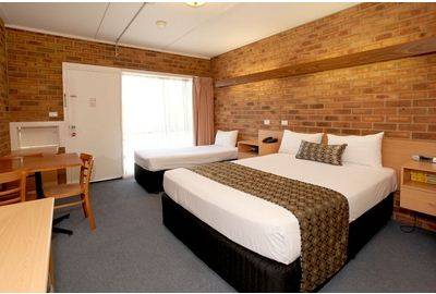 Dandenong Motel - New South Wales Tourism  0