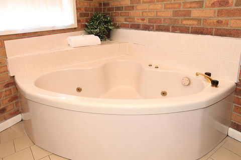Dandenong Motel - New South Wales Tourism  2
