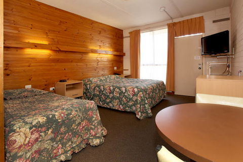 Dandenong Motel - New South Wales Tourism  3