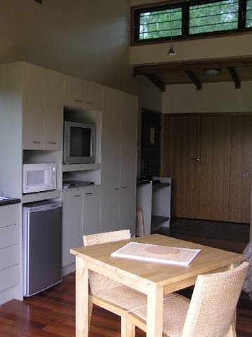 Dayboro Cottages & Llama Walks - New South Wales Tourism  1