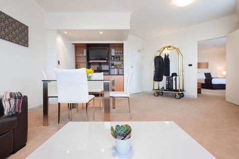 Diplomat Hotel - New South Wales Tourism  0