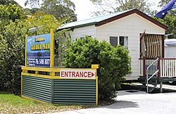 Beachmere RSL Caravan Park - New South Wales Tourism  1