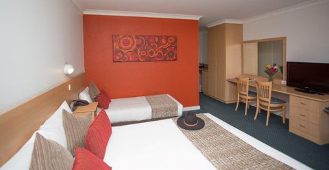 Diplomat Motel - New South Wales Tourism  6