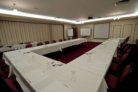 Centrepoint Motor Inn - New South Wales Tourism  13