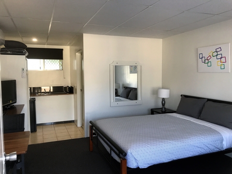 Cook’s Endeavour Motor Inn–Tweed Heads - New South Wales Tourism  8