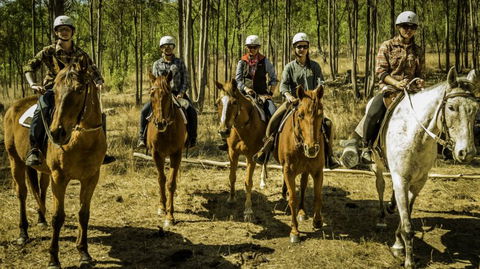 Australian Working Adventures / Visitoz - New South Wales Tourism  2