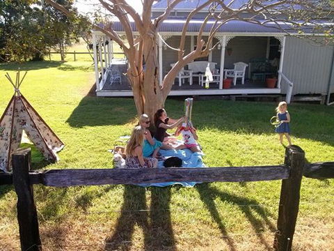 Pillar Rock Farm, Guesthouse & Weddings - New South Wales Tourism  5