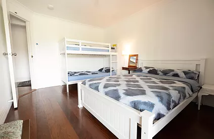 Belfry Guesthouse, Bellingen YHA - New South Wales Tourism  2