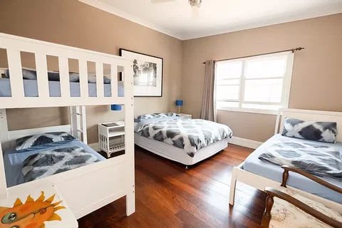 Belfry Guesthouse, Bellingen YHA - New South Wales Tourism  3