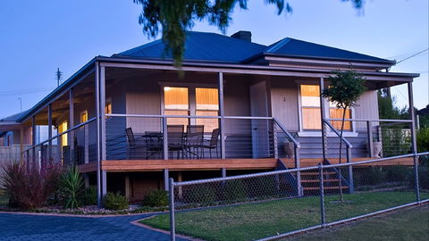 Port Lincoln Holiday Houses - New South Wales Tourism  0