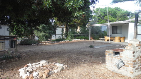 Aljaka - New South Wales Tourism  0