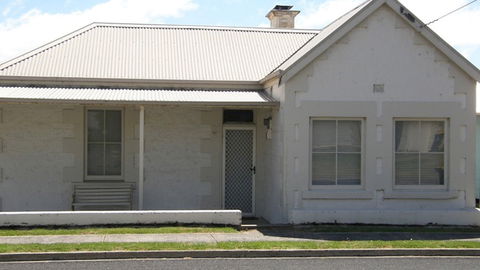 O'Brien's Holiday Home - New South Wales Tourism  0