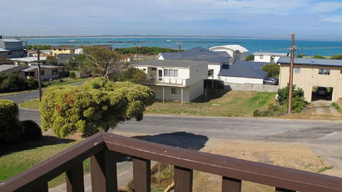 Foster Street Holiday Home - New South Wales Tourism  0