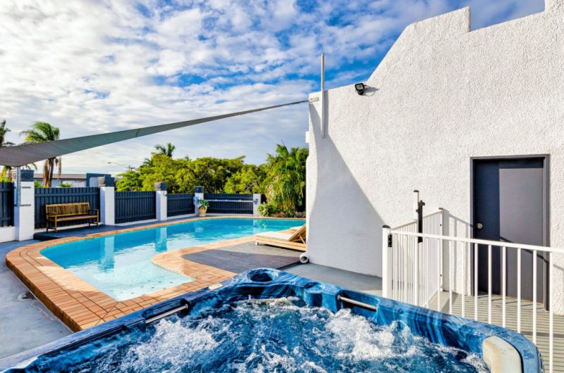 Gladstone South QLD New South Wales Tourism 