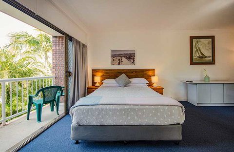 Red Star Hotel Palm Beach - New South Wales Tourism  0