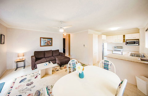 Red Star Hotel Palm Beach - New South Wales Tourism  10