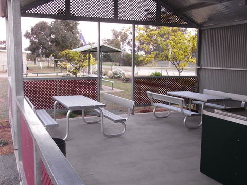 Ariah Park Camping Ground - New South Wales Tourism  0