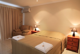 Emerald Central Palms Motel - New South Wales Tourism  4