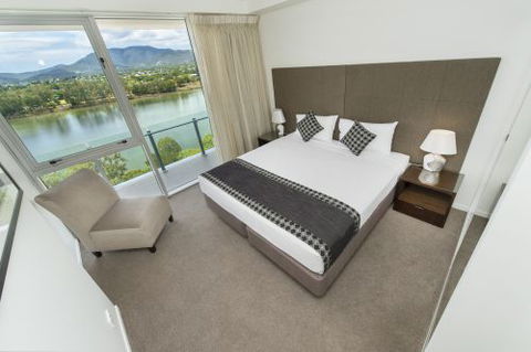 Empire Apartment Hotel - New South Wales Tourism  14