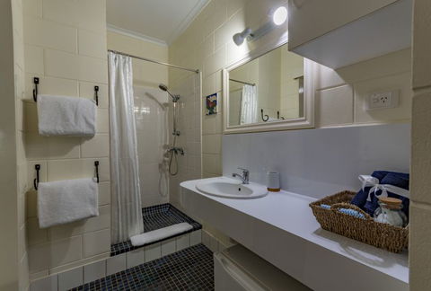 Kookaburra Lodge Motel - New South Wales Tourism  6