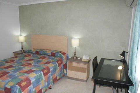 Mackay Motor Inn - New South Wales Tourism  1
