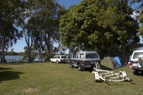 Donnybrook Caravan Park - New South Wales Tourism  0