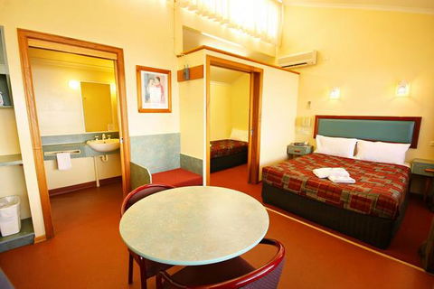 Downs Motel - New South Wales Tourism  8