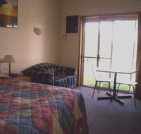 Eco Inn Warners Bay - New South Wales Tourism 