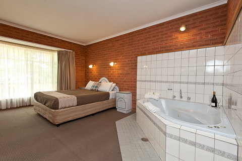Econolodge Heritage Inn - New South Wales Tourism  4