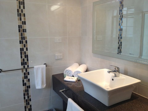 Econolodge Heritage Inn - New South Wales Tourism  6