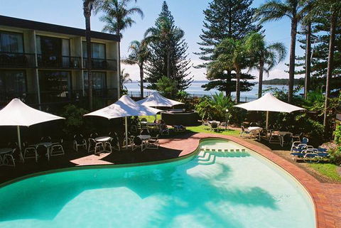 El Lago Waters Resort - New South Wales Tourism  0