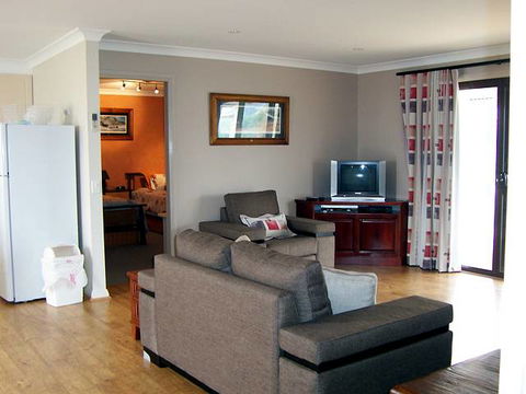 Elm Cottage - New South Wales Tourism  1