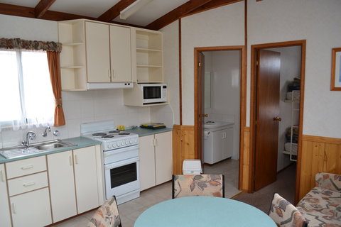 Euston Club Cabin Resort - New South Wales Tourism  5