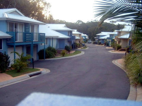 Flynns On Surf Beach Villas - New South Wales Tourism  0