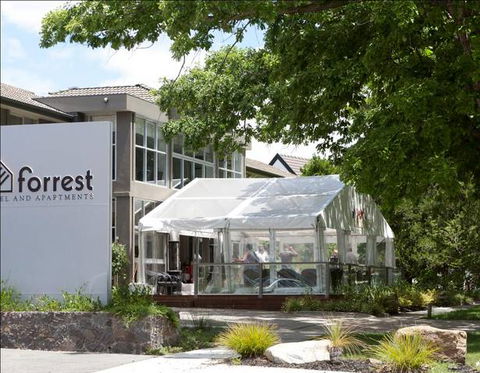 Forrest Hotel & Apartments - New South Wales Tourism  1