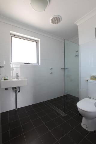 Forrest Hotel & Apartments - New South Wales Tourism  11