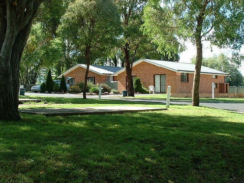 Fossicker Caravan Park - New South Wales Tourism  2
