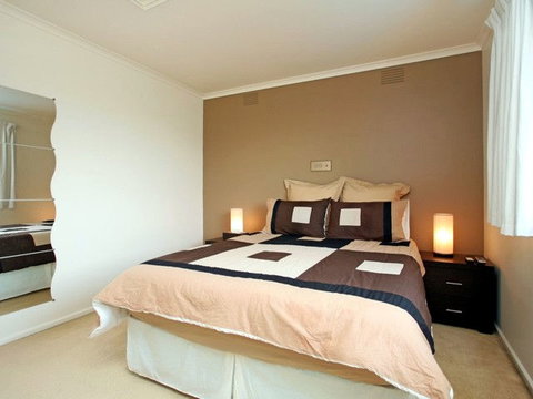Frankston B&B - New South Wales Tourism  0