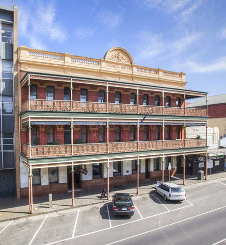 George Hotel & Cafe - New South Wales Tourism  0