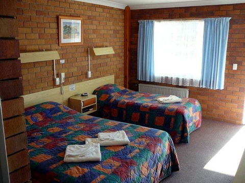 Glen Haven Motor Inn - New South Wales Tourism  2