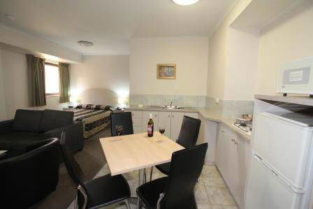 Comfort Inn And Suites Goodearth Perth - New South Wales Tourism  4