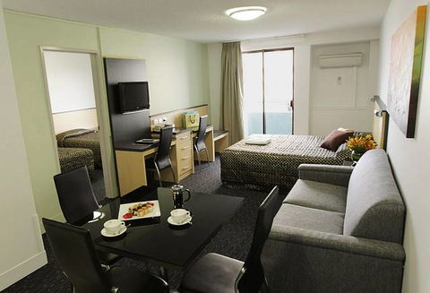Comfort Inn And Suites Goodearth Perth - New South Wales Tourism  7