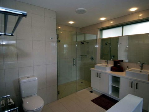 Hamilton Island Private Apartment - Poinciana - New South Wales Tourism  3