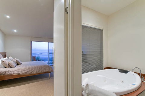 Hearn's Beachside Villas - New South Wales Tourism  1