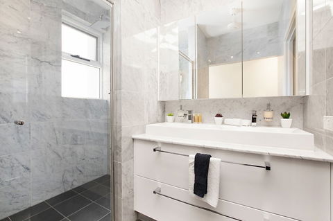 Heritage Apartment - New South Wales Tourism  3