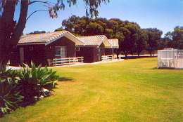 Highview Holiday Village Caravan Park - New South Wales Tourism  0
