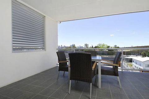 Hotel Chino - New South Wales Tourism  0